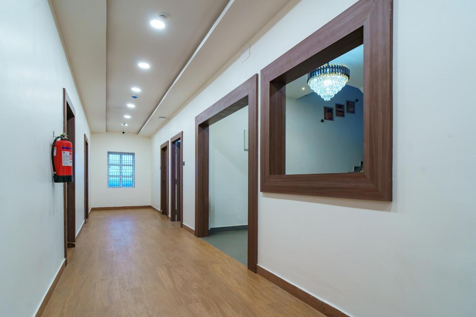 Satyabhama Inn Pathara المظهر الخارجي الصورة