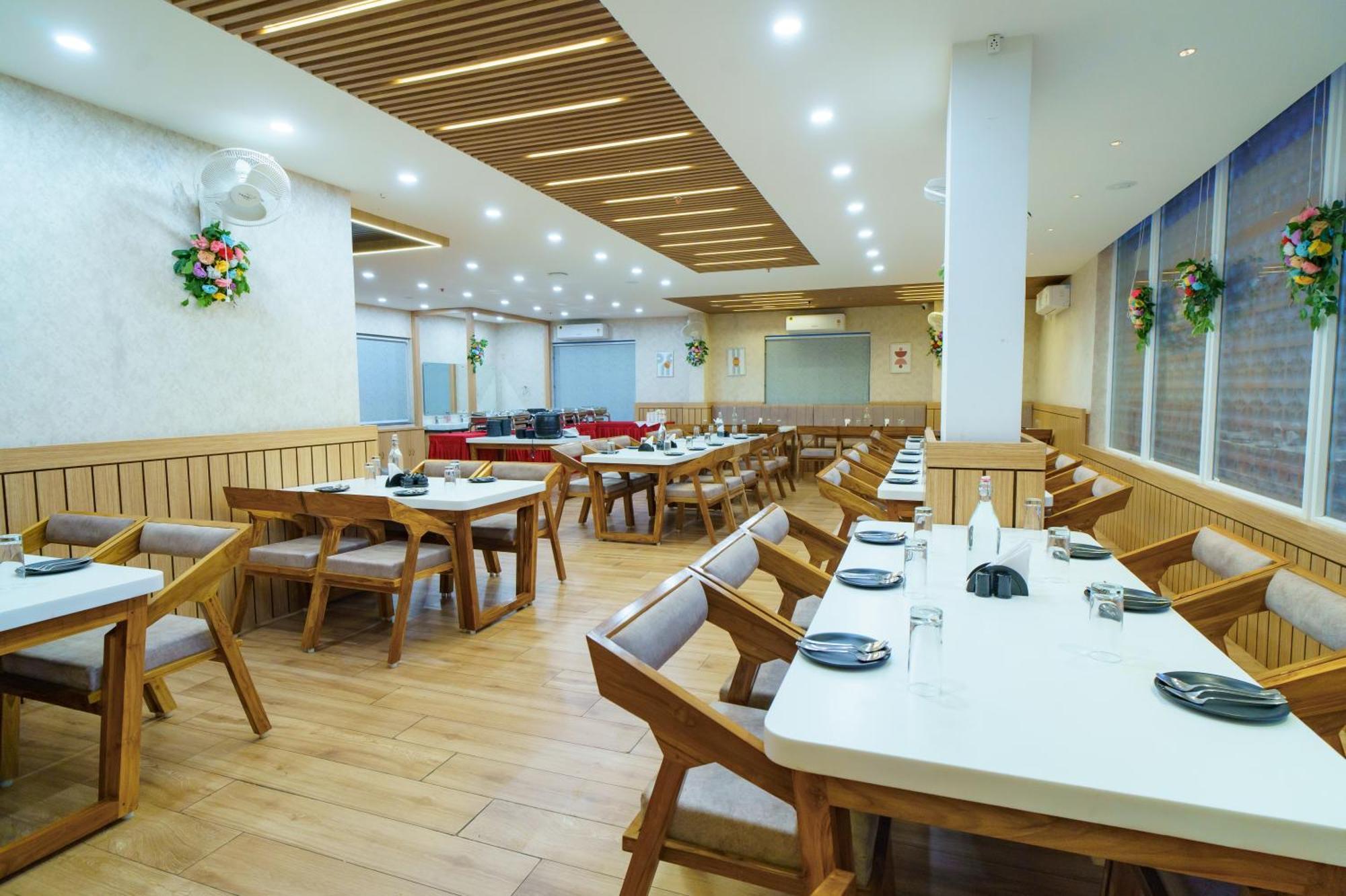 Satyabhama Inn Pathara المظهر الخارجي الصورة